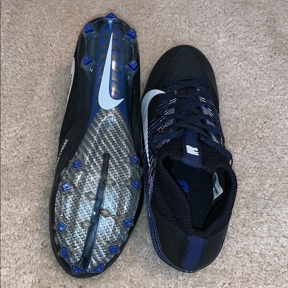 Nike Flyweave Cleats - Picture 3 of 3